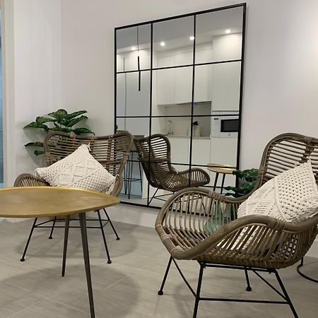 Lovely Suites Tarifa, Estudio A Estrenar En El Centro Y Muy Cerca De La Playa エクステリア 写真