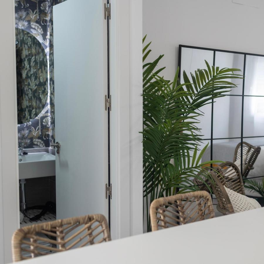 Lovely Suites Tarifa, Estudio A Estrenar En El Centro Y Muy Cerca De La Playa エクステリア 写真
